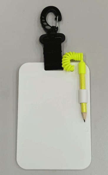 Writing slate with plastic clip and graphite pencil (102 mm x 155 mm)